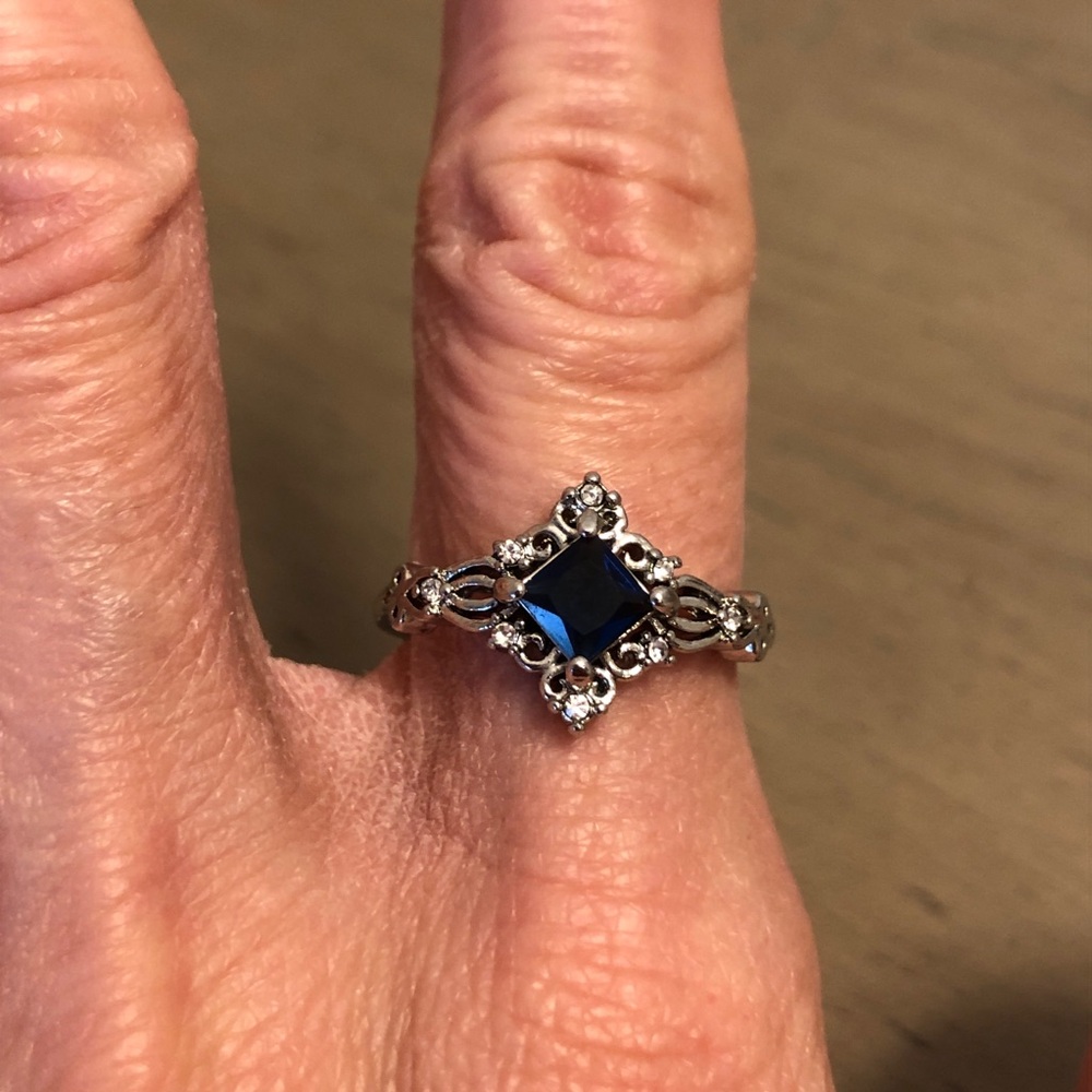 Jewelry - Elegant Silver Tone and Dark Blue Faux Gemstone Ring
